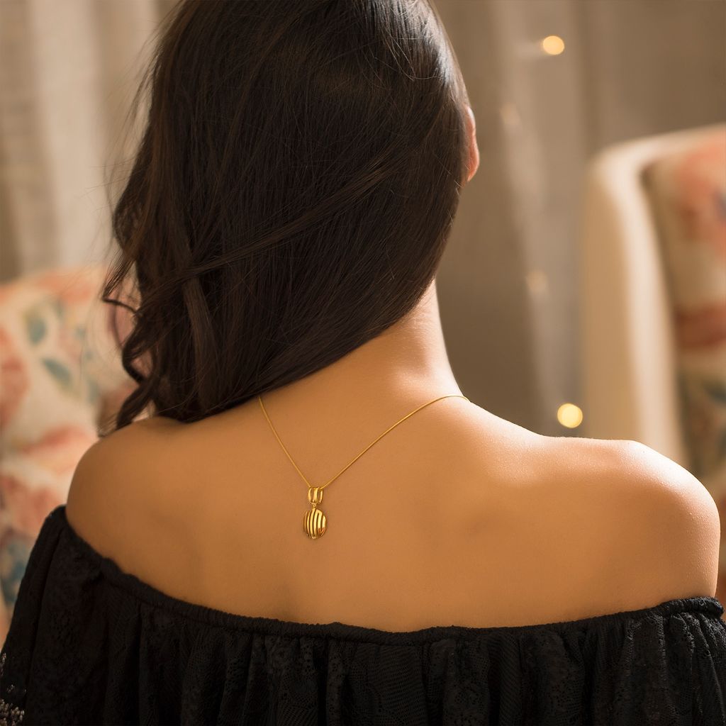 Dress Obsess Gold Pendants