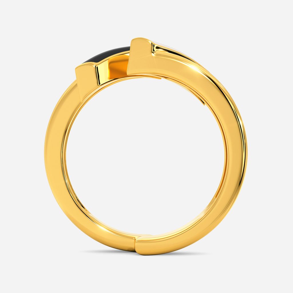 Stripe Swipe Gold Rings image