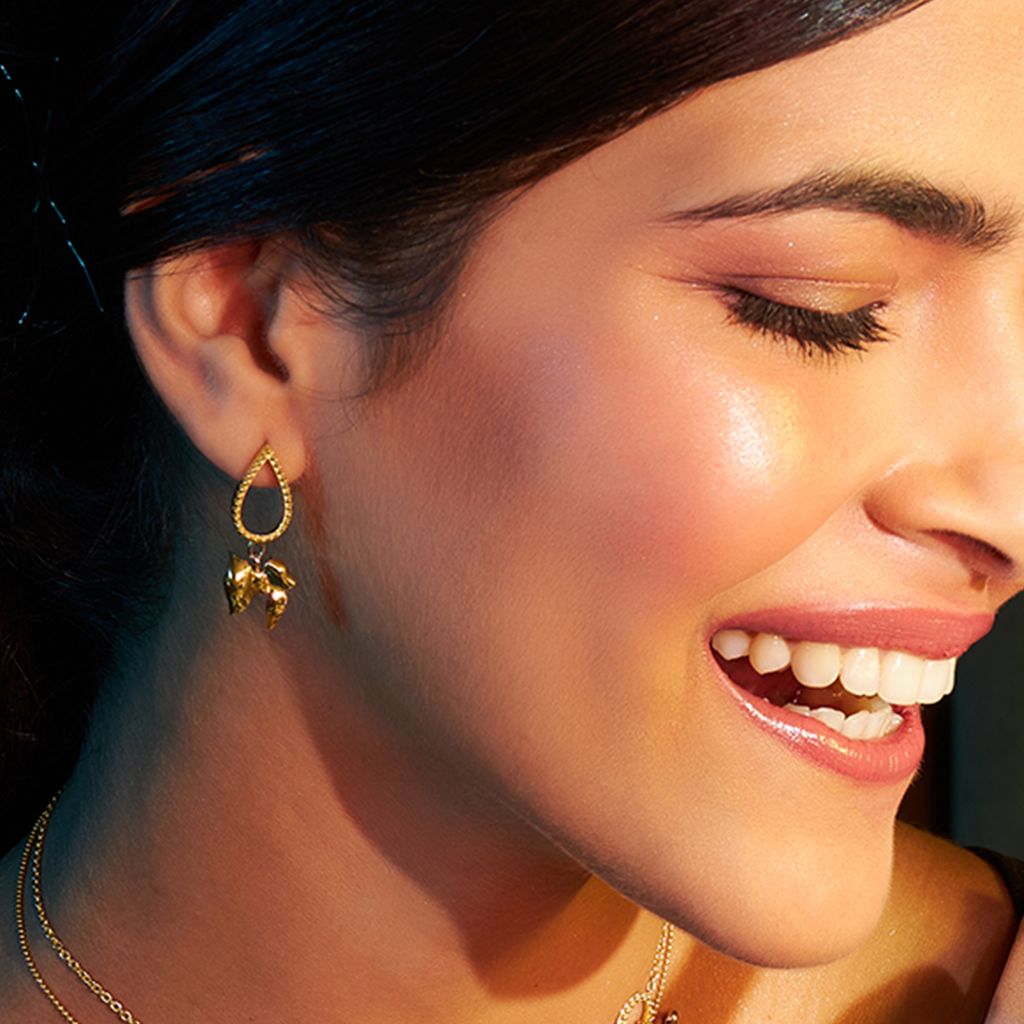 Bow Banters Gold Earrings