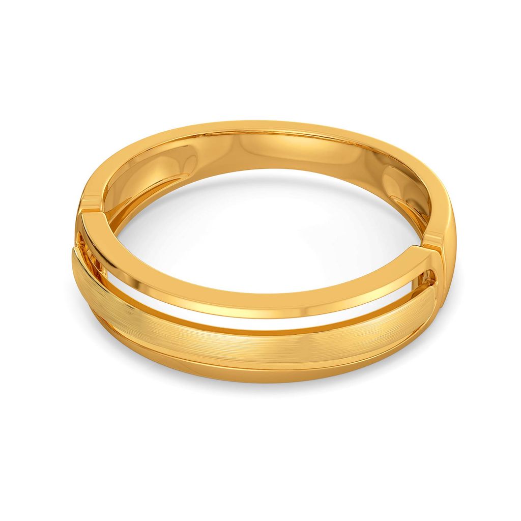 Sleek Suave Gold Rings image