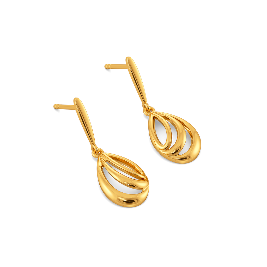 Modern Drama
Gold Earrings