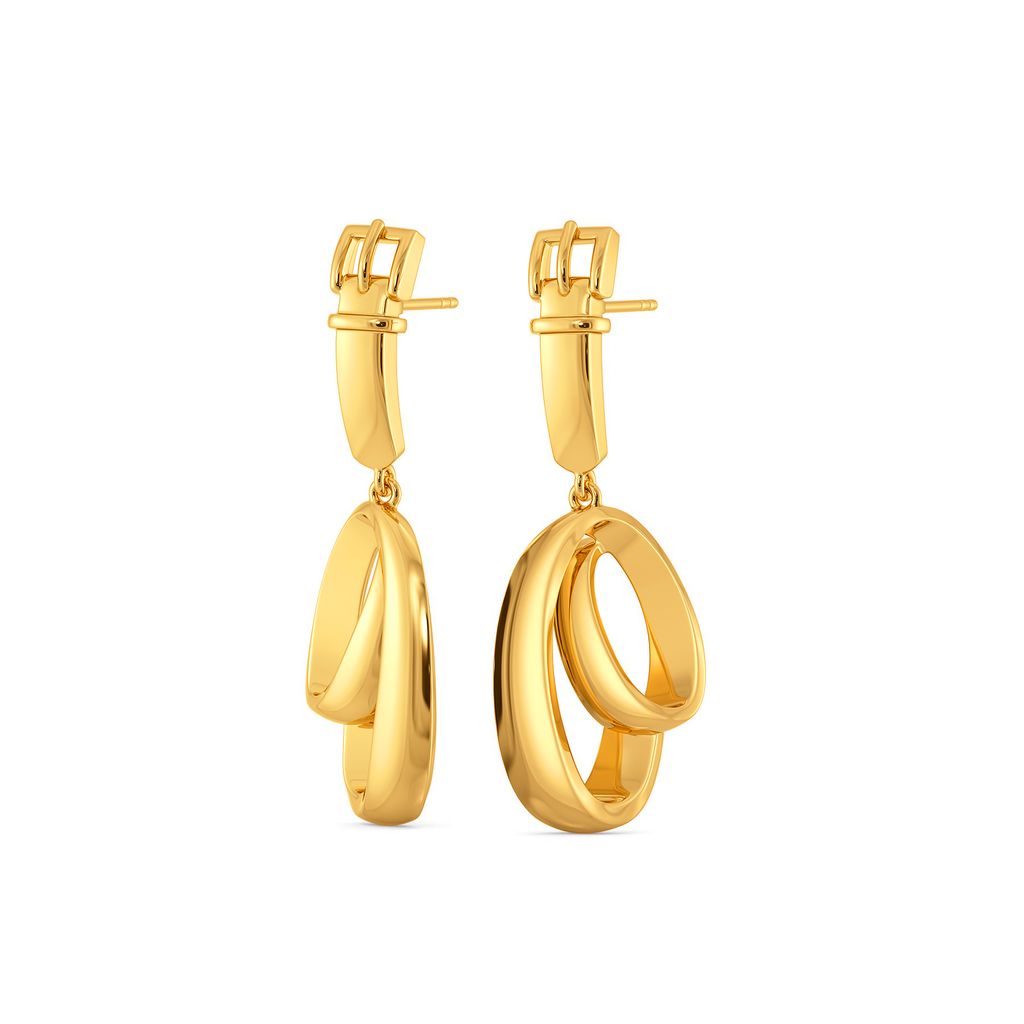 Claspin’ Confident Gold Earrings