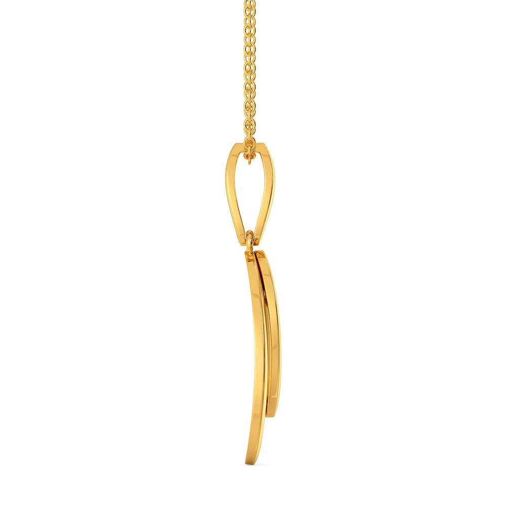 Claspin’ Confident Gold Pendants