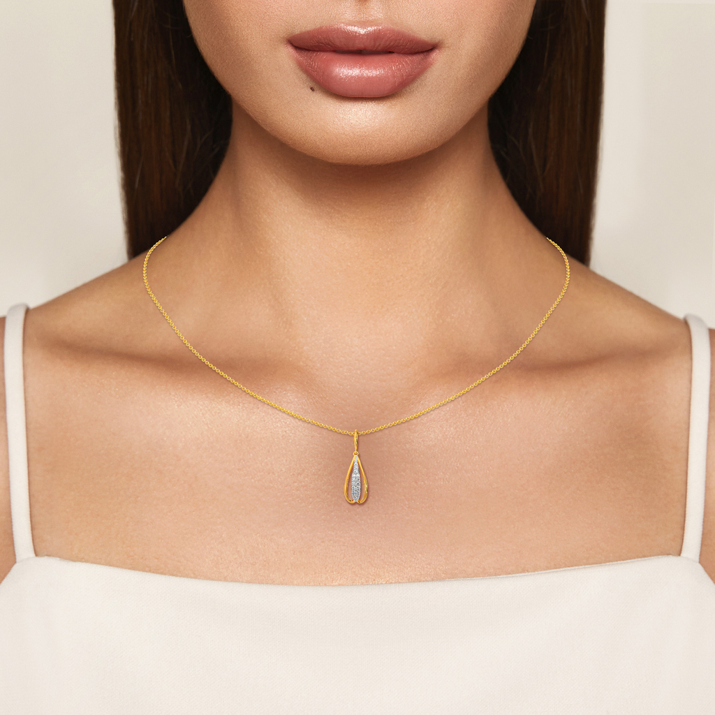 Puffy Trail Diamond Pendants