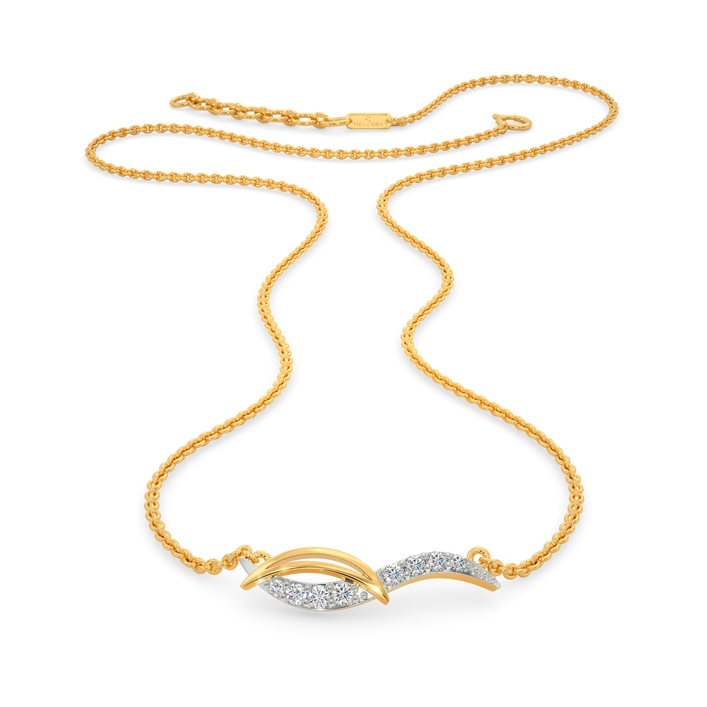 Curvy In Prongs Diamond Necklaces