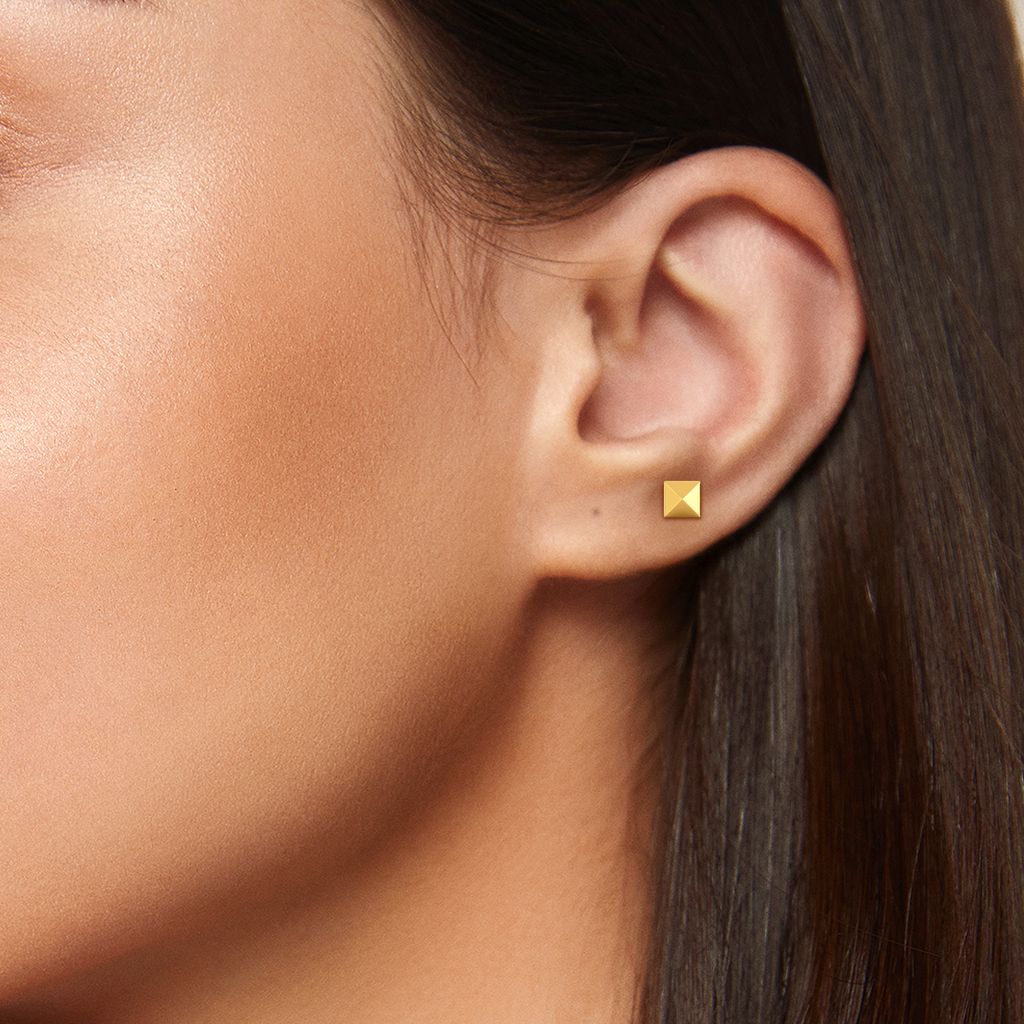 Pretty Pyramids Gold Earrings