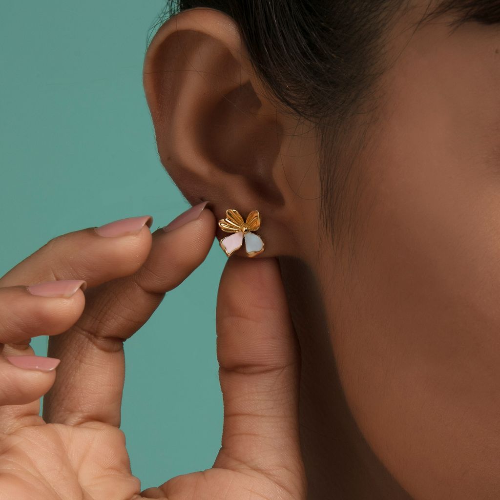 La Flor Gold Earrings