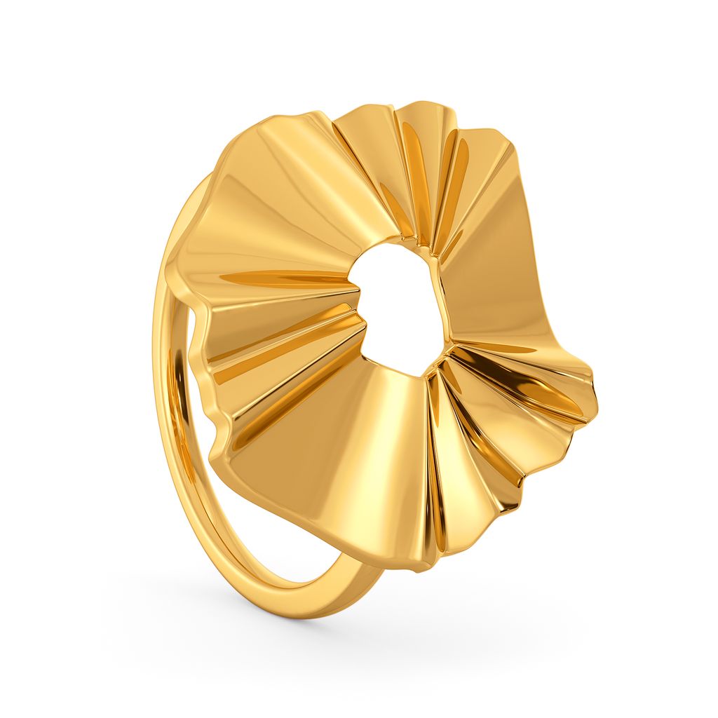 Crinkle Chic Gold Rings image