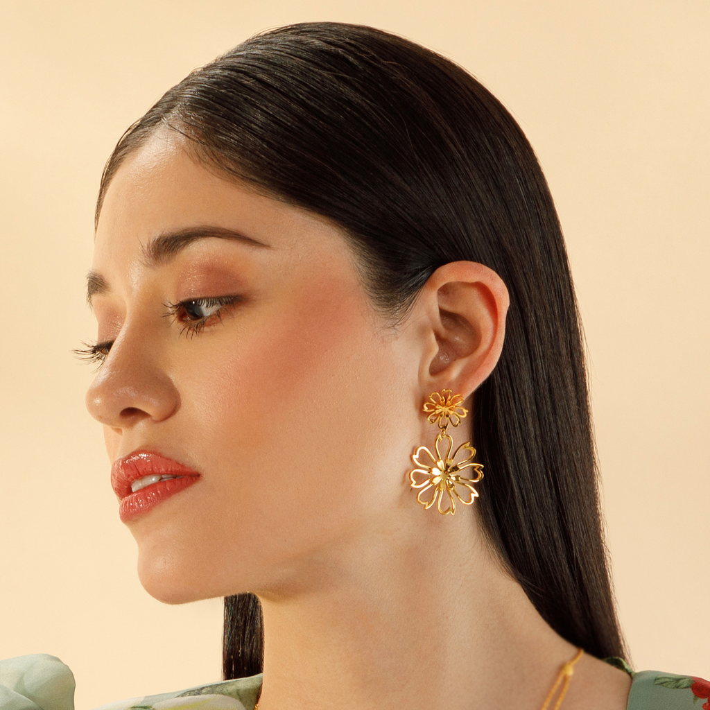 Lia Diva Gold Earrings