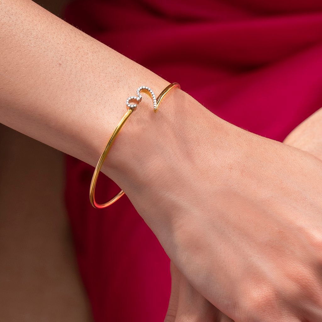 Enchanted Kiss Diamond Bangles