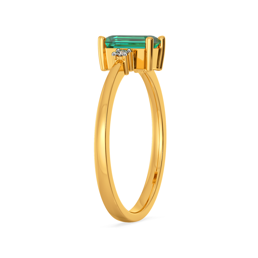Emerald Axis Diamond Rings image