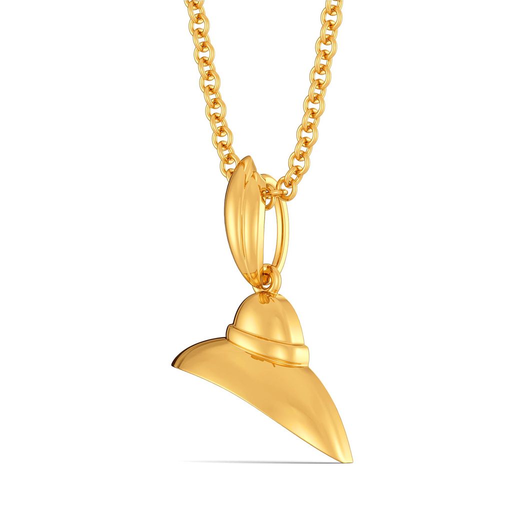 Fedora Finds Gold Pendants