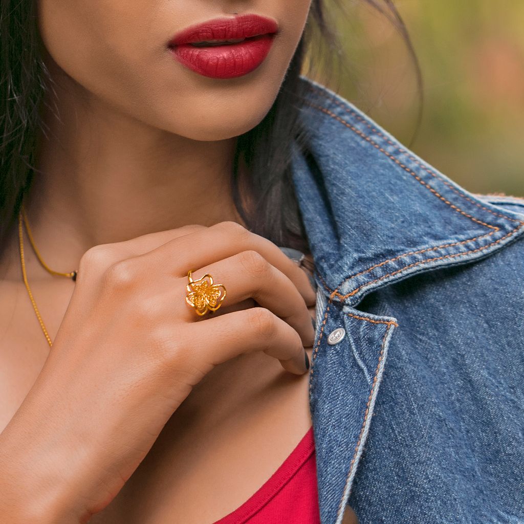La La Lace Gold Rings alternate view 1