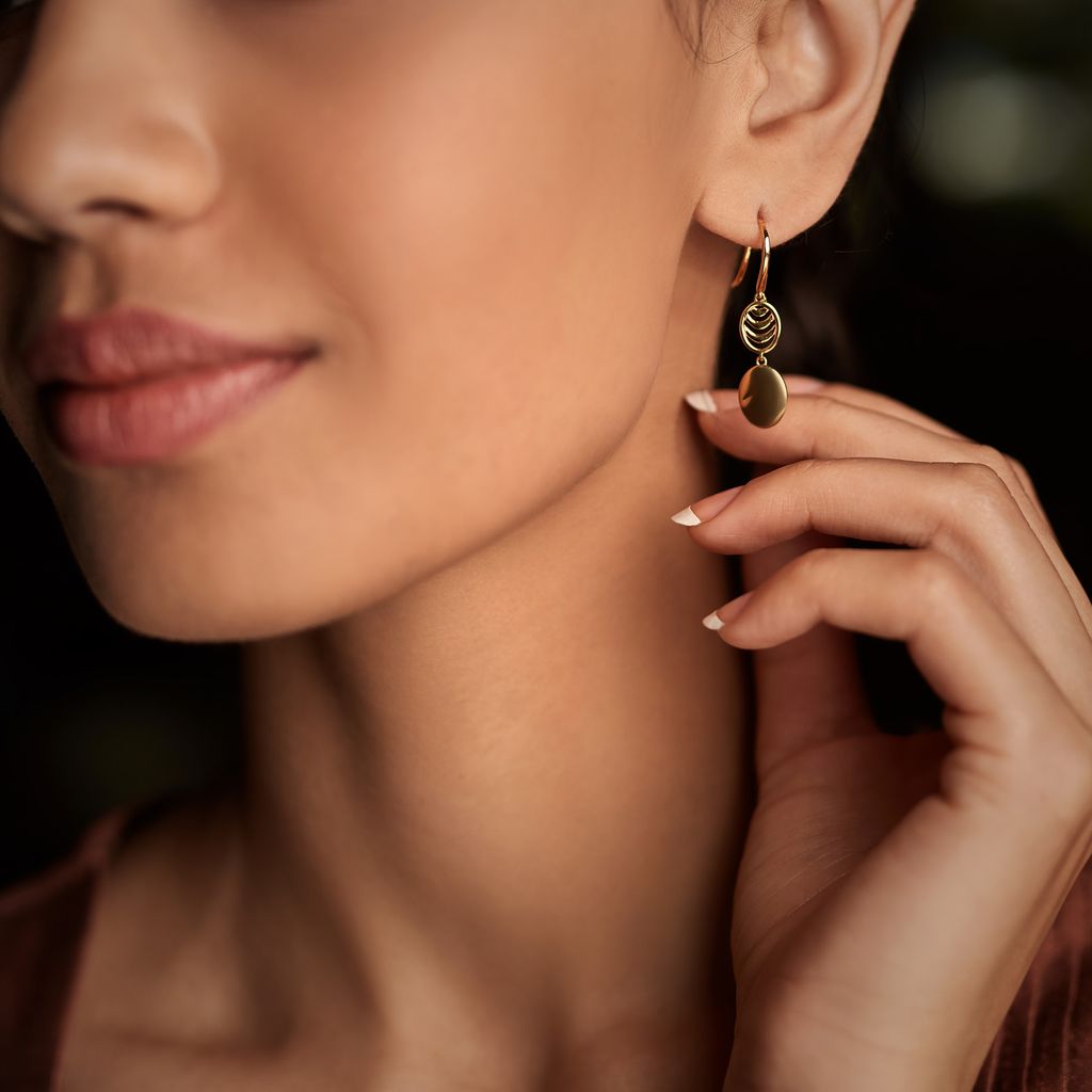Oval Ambition Gold Earrings