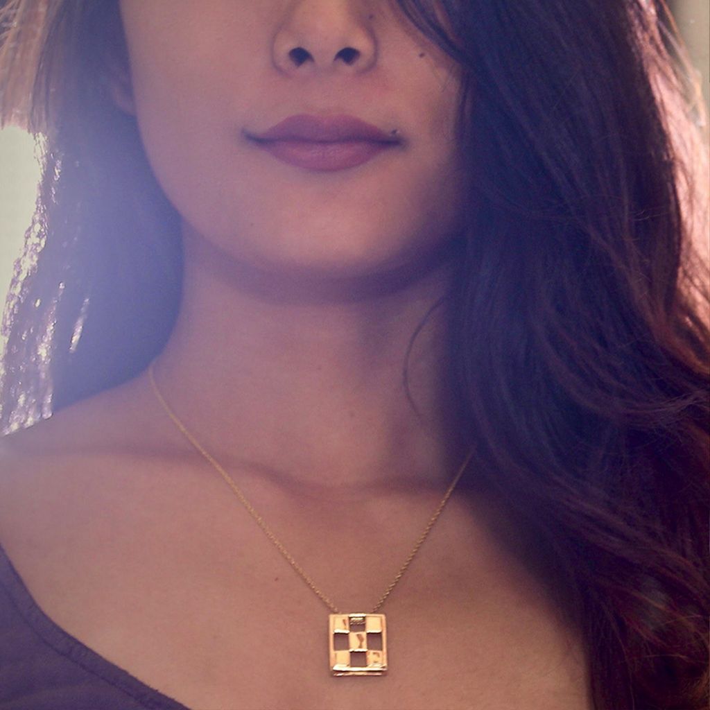 Bar Pattern Gold Pendants