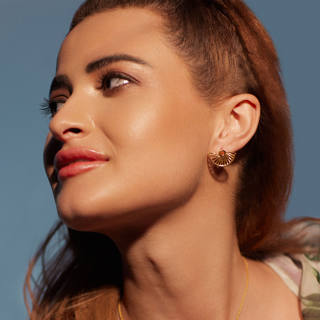 Swagger Gold Earrings