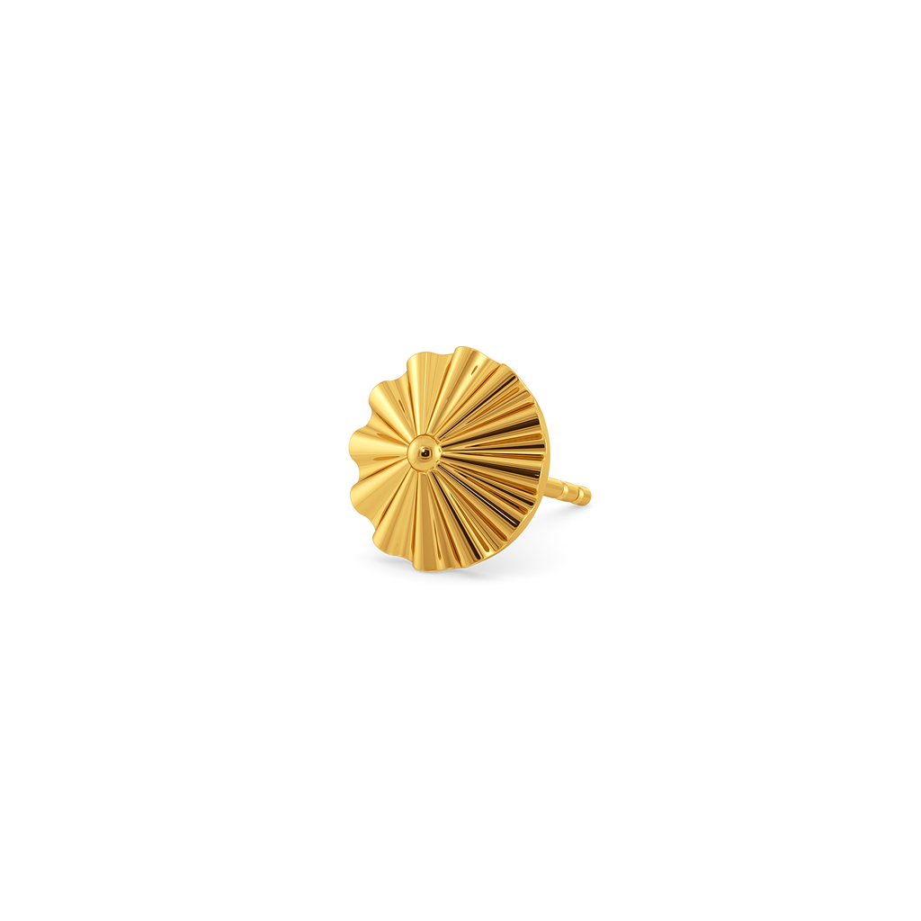 Polished Move Gold Earrings For Men