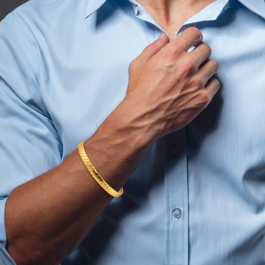 Keeping it Minimal Gold Bangles For Men