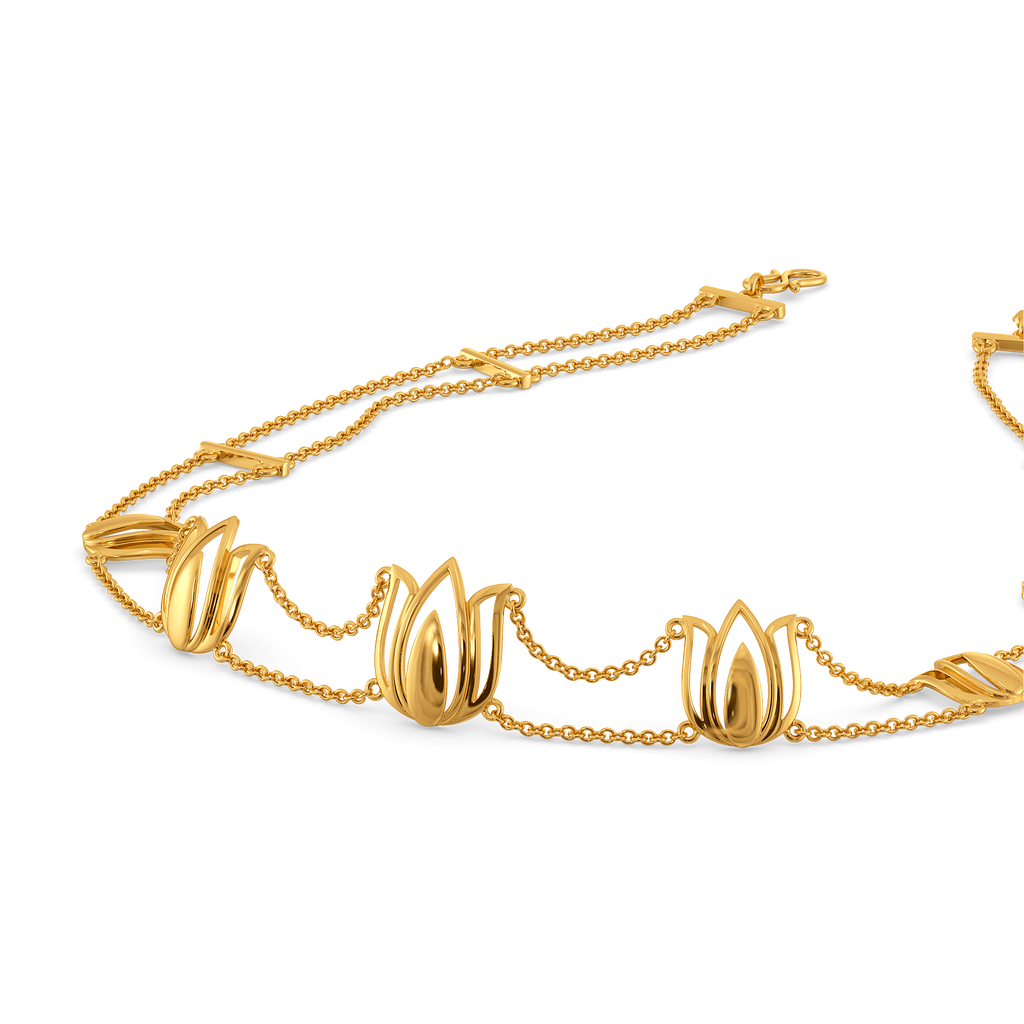 Tradition Meets Trend Gold Necklaces