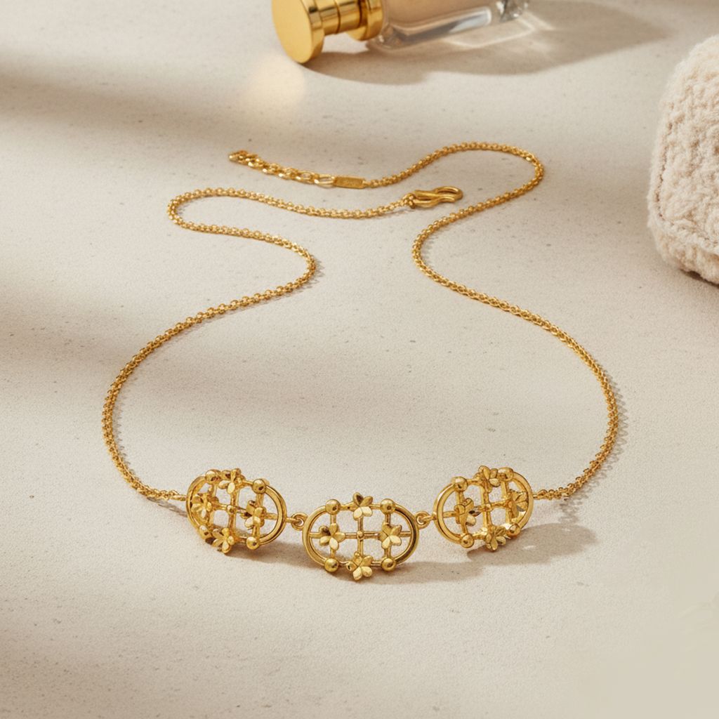Bloom Lace Gold Necklaces