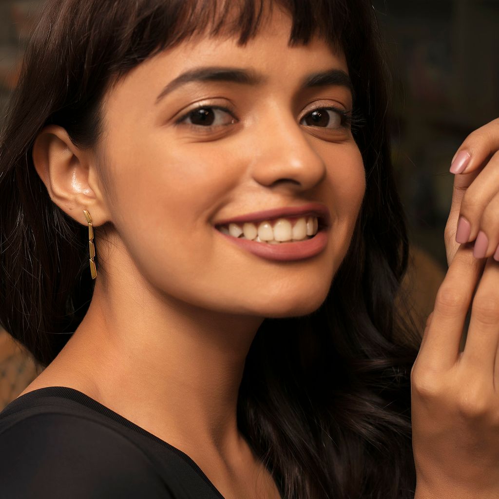 Groovy Folds Gold Earrings
