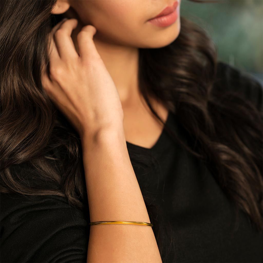 D-tucks Gold Bangles