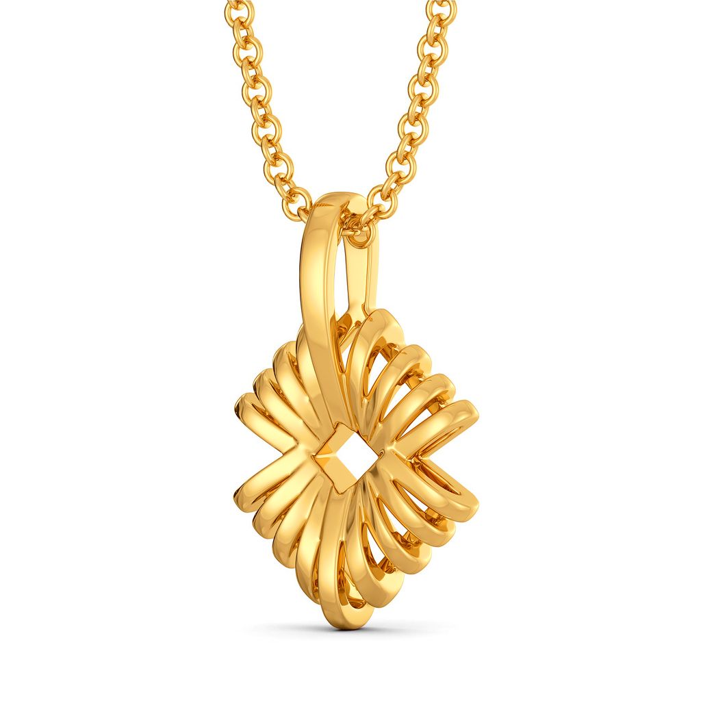 Relaxed Raffia Gold Pendants
