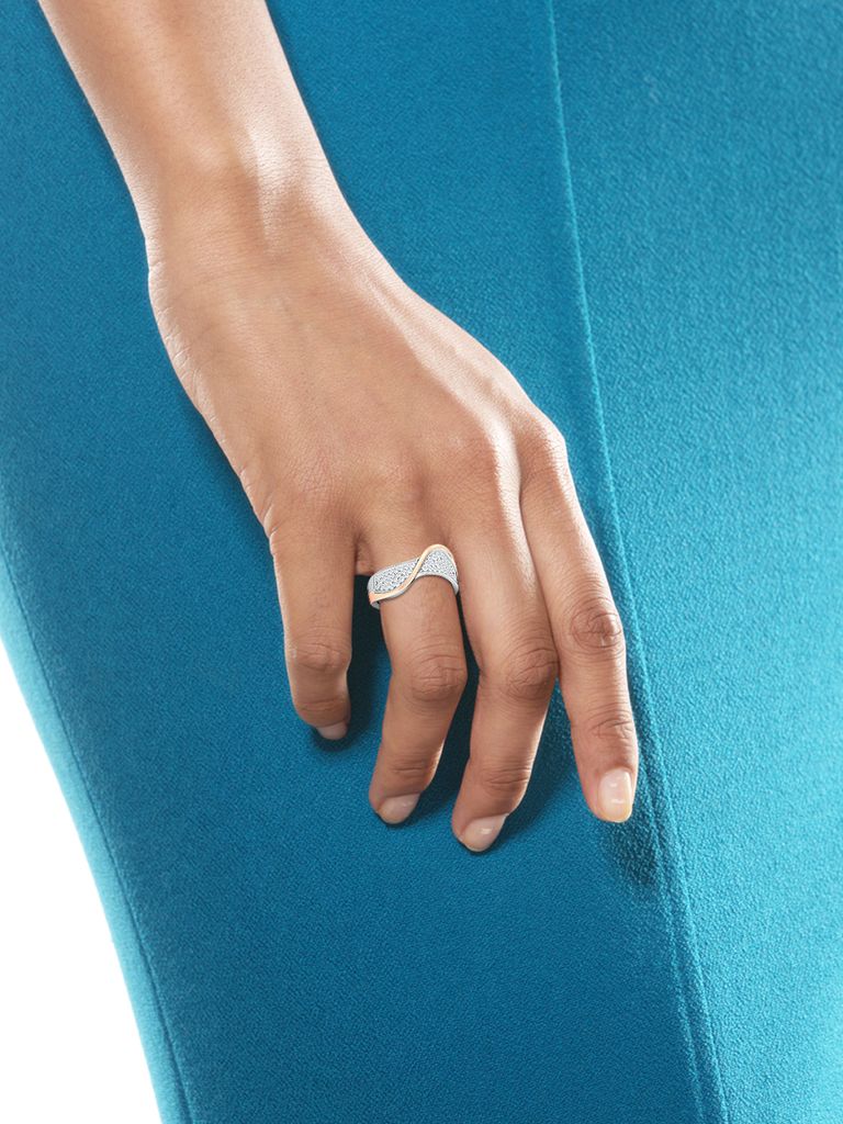 Scallooper Diamond Rings alternate view 2