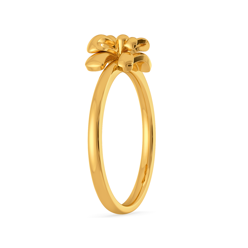 Lavish Knots Gold Rings image