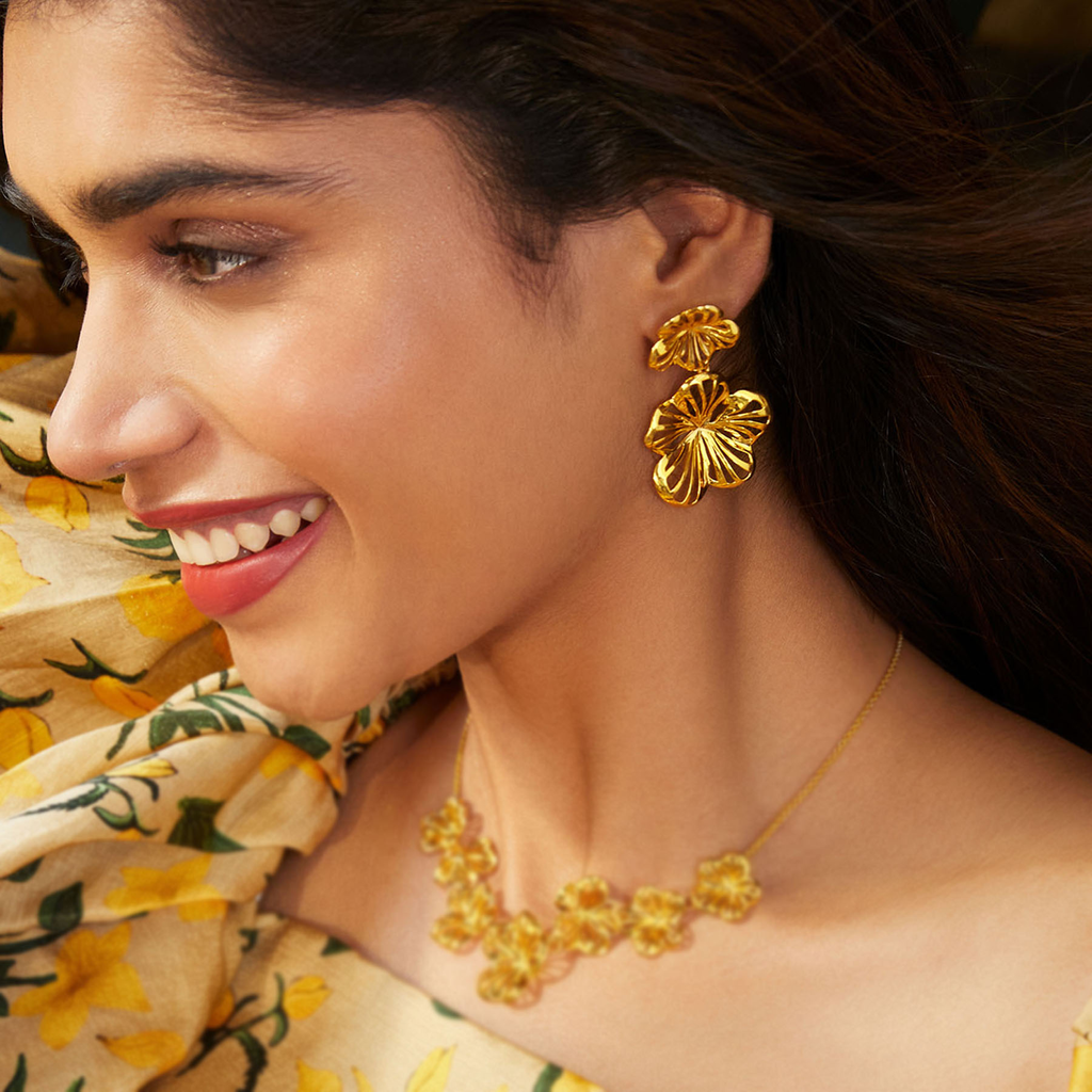 Wild Flower Mesh Gold Earrings