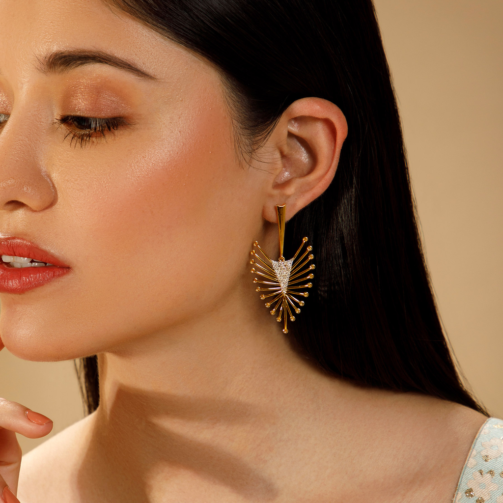 Lace Sparkle Diamond Earrings