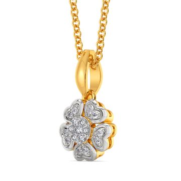 Vogue of Heart Diamond Pendants
