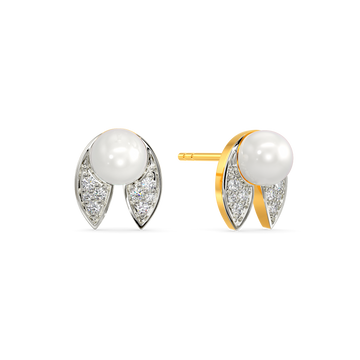 Timeless Core Diamond Earrings