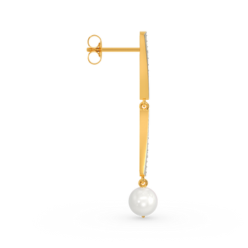 Pearl Queen Diamond Earrings
