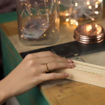 Sombre Story Gold Rings