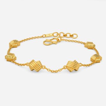 Cravin for Cozy Gold Bracelets