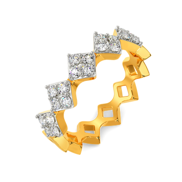 In a Minimal Mood Diamond Rings