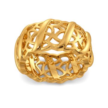 Shield of Lattice Gold Rings