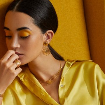 Fun in the Sun Gold Earrings