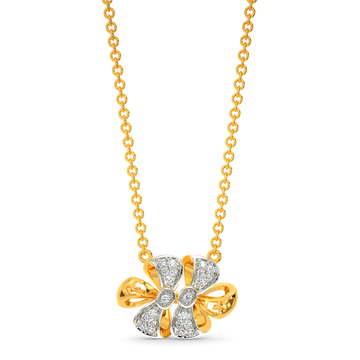 Bowing Diamond Necklaces