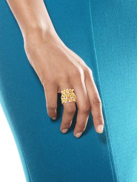 Spring Oak Diamond Rings