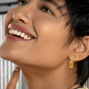 Unfold Sustainability Gold Earrings