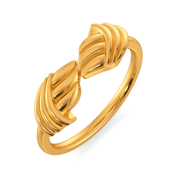 Stripes for a Minimalist Gold Rings