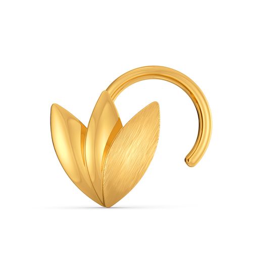 Settle for Petal Gold Nose Pins